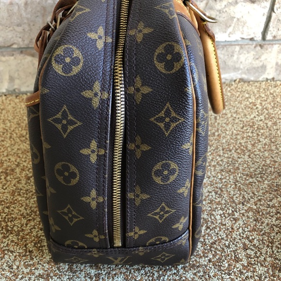 SOLD—Authentic Louis Vuitton Deauville - Picture 6 of 8